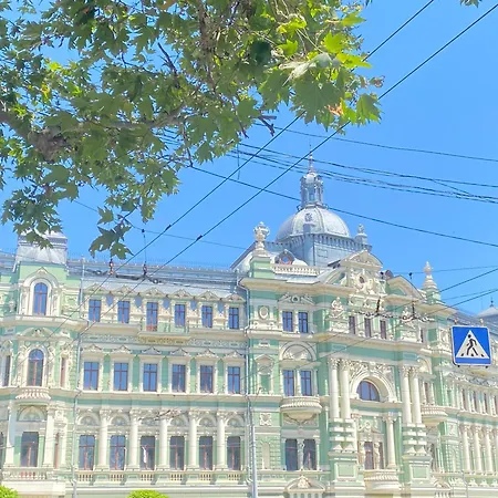 на соборной площади центр * Odessa